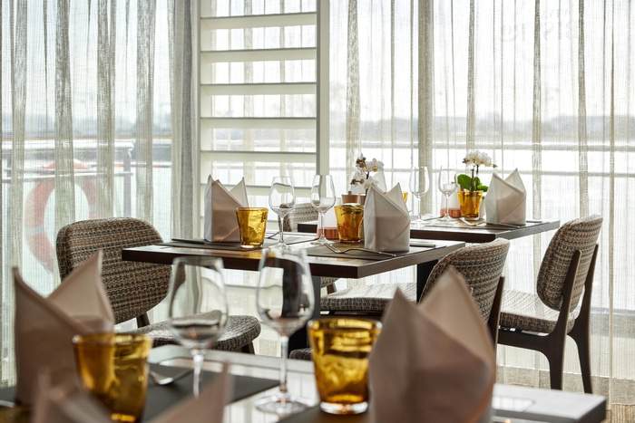 Viva Cruises Viva Two - Bistro 3.jpg